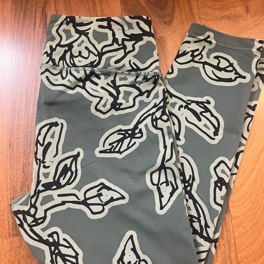 NEW BALANCE RUNNING TIGHTS - Picture 2 of 2